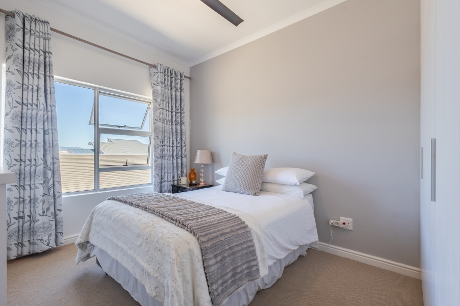 2 Bedroom Property for Sale in Hunters Estate Western Cape